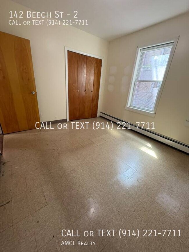 Building Photo - 142 Beech St