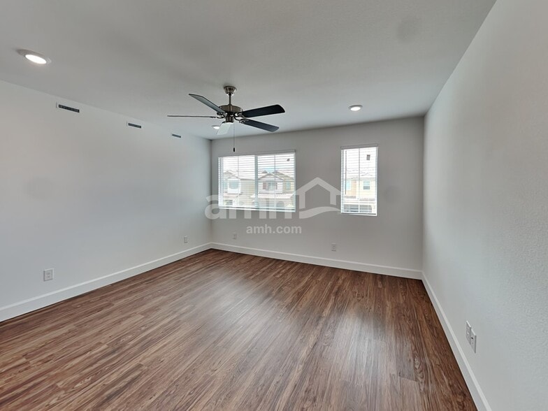 Building Photo - 9150 Liberty Cap Ct