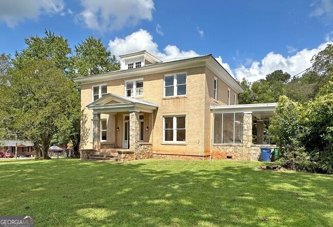 Primary Photo - 1010 Oglethorpe Ave