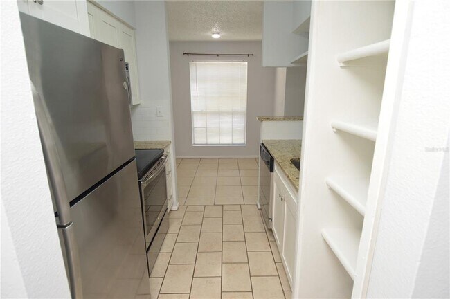 Building Photo - 8702 Mallard Reserve Dr