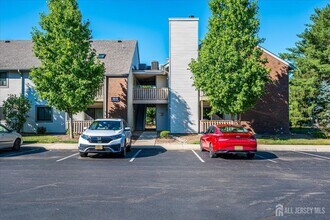 Building Photo - 115 Ravens Crest Dr