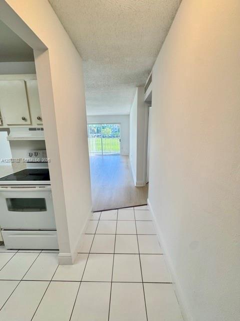 Building Photo - 4920 NW 79th Ave