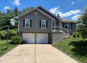Building Photo - Coming Soon: Charming Home with Finished Basement & 2-Car Garage – Lee’s Summit