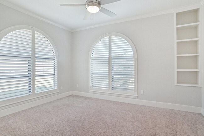 Building Photo - 13297 Roanoke Rd