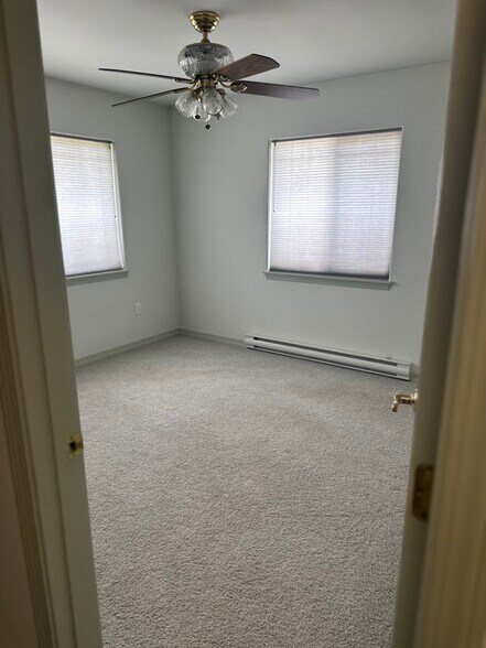 Building Photo - 1168 Mustang Ln
