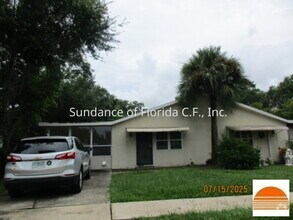 Building Photo - A must see!!