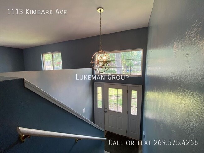 Building Photo - 1113 Kimbark Ave