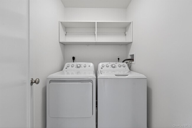 Building Photo - 2216 Crompond Rd