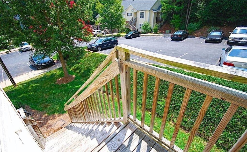 Building Photo - 2200 Mountain Mist Ct