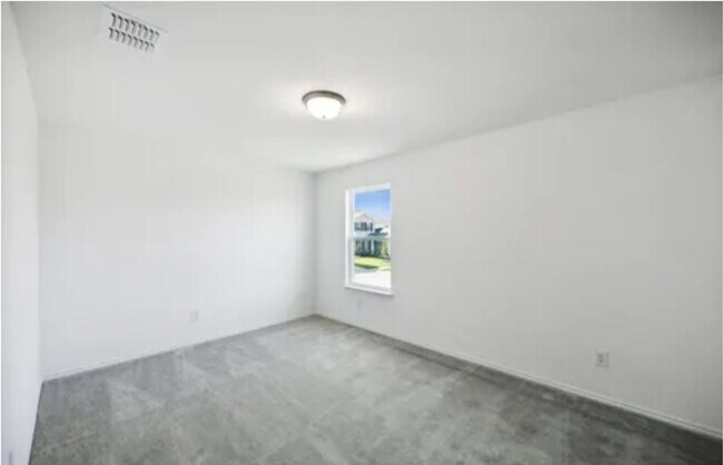 Building Photo - 701 Union Dr