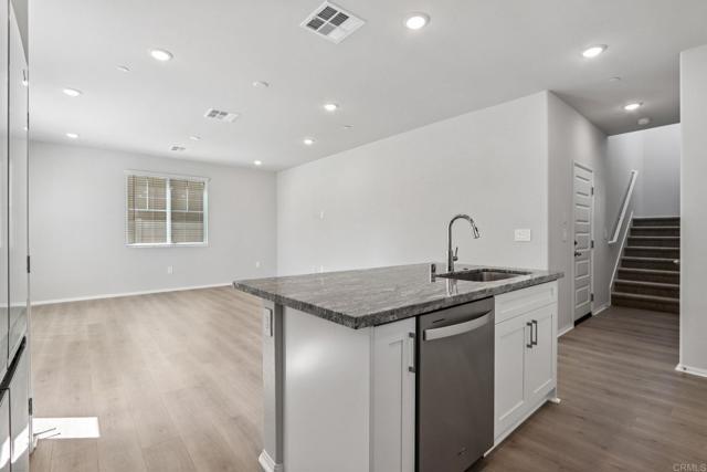 Building Photo - 28485 Via Rioja