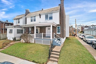 Building Photo - 504 W 26th St