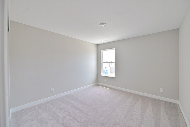 Building Photo - 2019 Mildred Rd