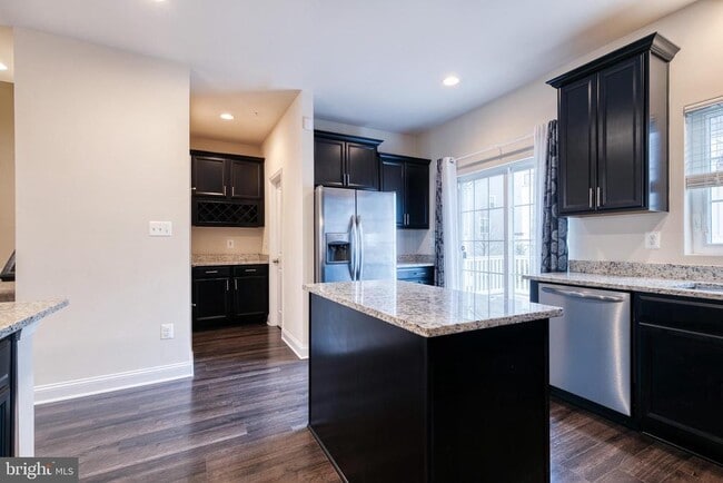 Building Photo - 1071 Red Clover Rd