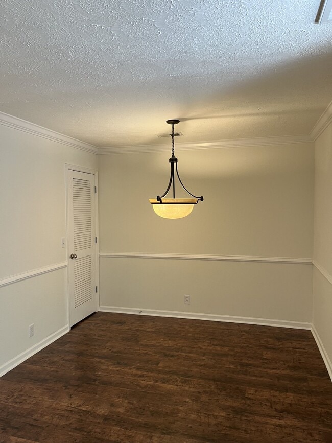 Building Photo - Charming 2 Bed, 2.5 Bath Townhouse in Nashville - Perfect Rental Opportunity!