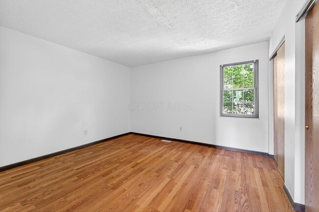 Building Photo - 6477 Brookedge Ct