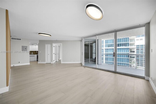 Building Photo - 6767 Collins Ave