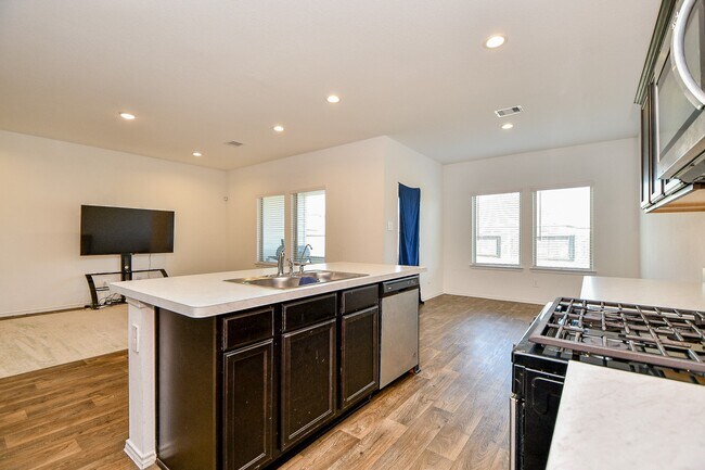 Building Photo - 21602 Zydeco Ct