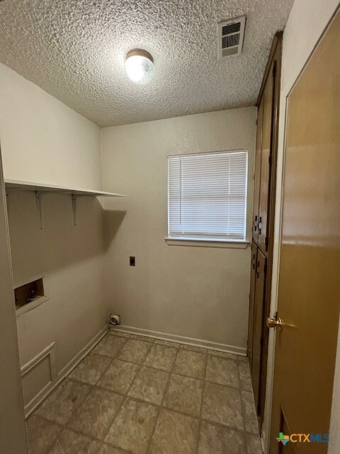 Building Photo - 1705 Leader Dr
