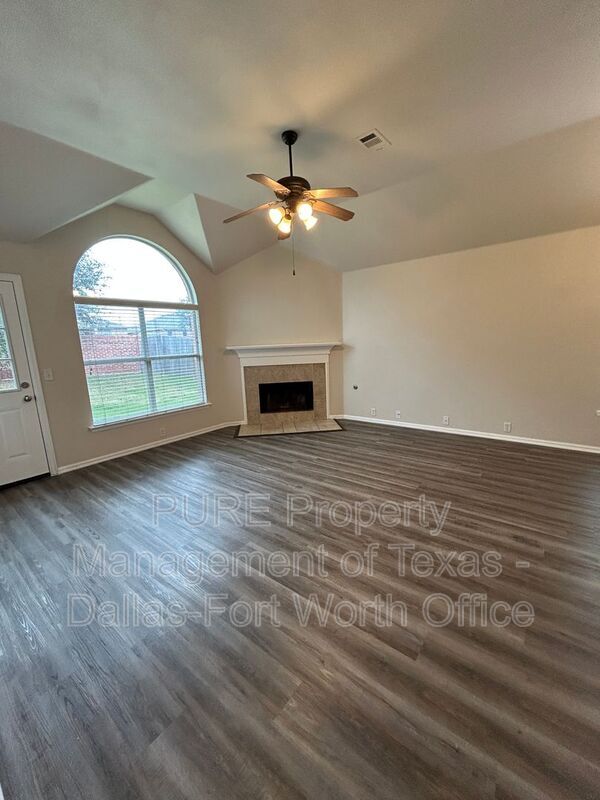 Building Photo - 625 Spanish Oak Ct