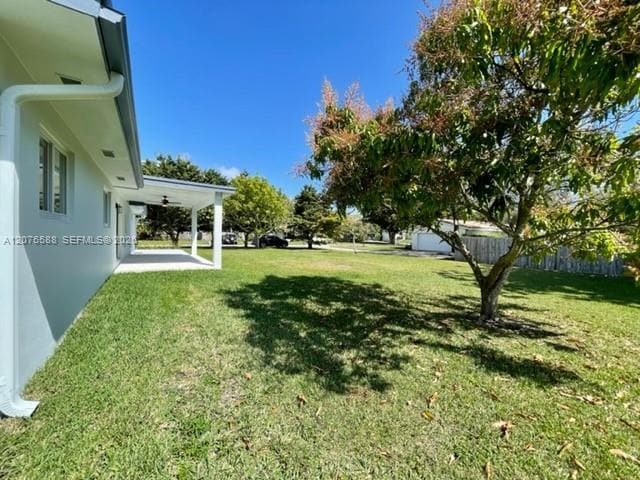 Building Photo - 17051 SW 85th Ave