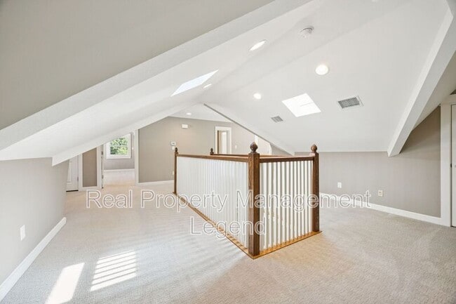 Building Photo - 5515 Morningside Ave