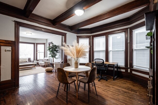 Building Photo - 2943 N Maryland Ave