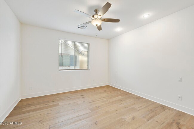 Building Photo - 4017 N 40th St