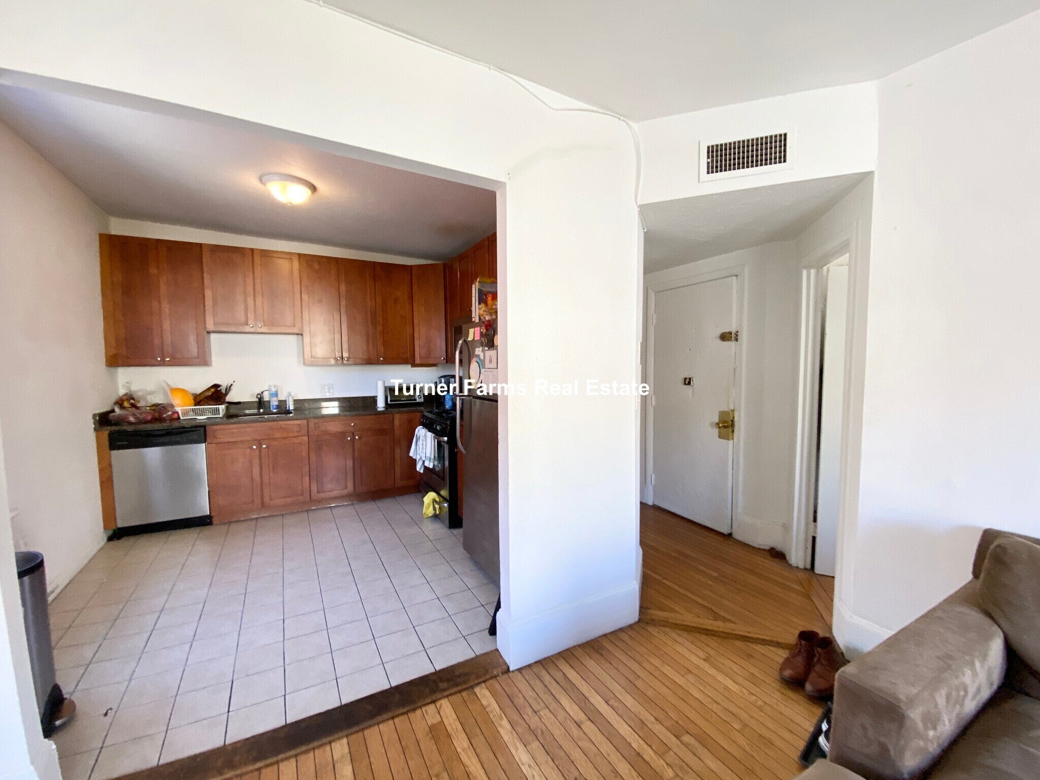 Building Photo - 878 Huntington Ave