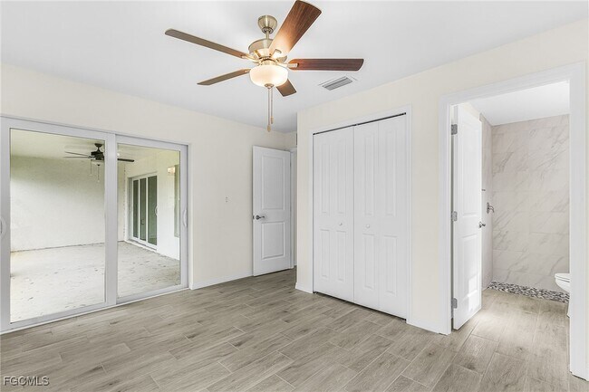 Building Photo - 3916 NE 9th Pl