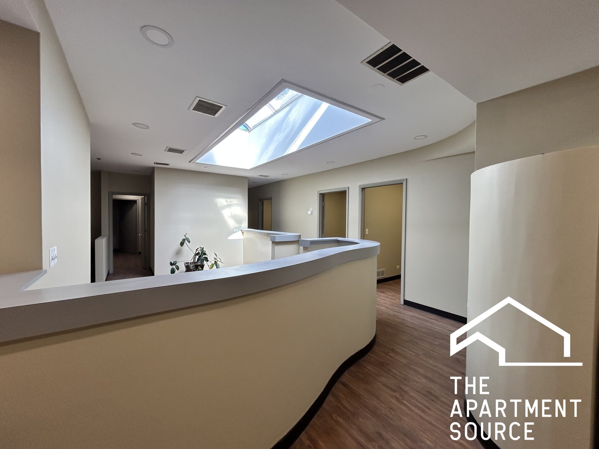 Building Photo - 4956 W Irving Park Rd