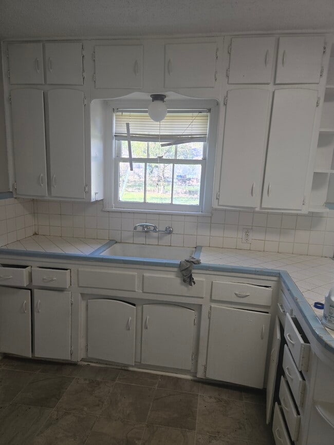 Building Photo - 3109 Fadal Ave