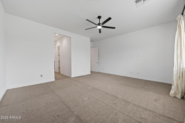 Building Photo - 203 E Birchwood Pl
