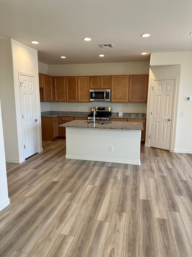 Building Photo - 4228 S 58th Ave