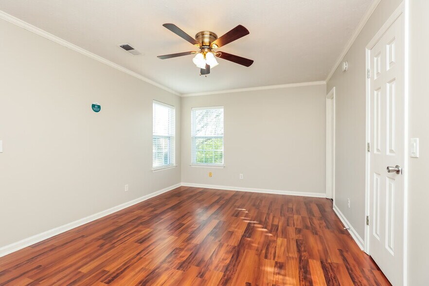 Building Photo - 707 Judge Mason Way