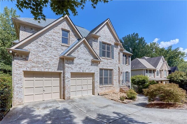 Building Photo - 10795 Cauley Creek Dr