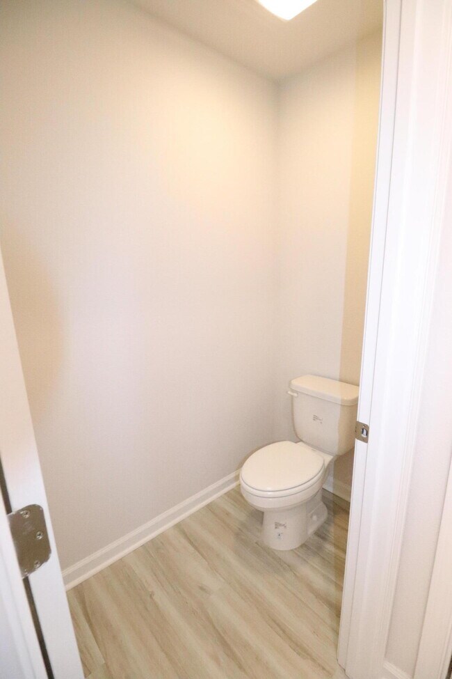 Building Photo - 3008 Jane Ln