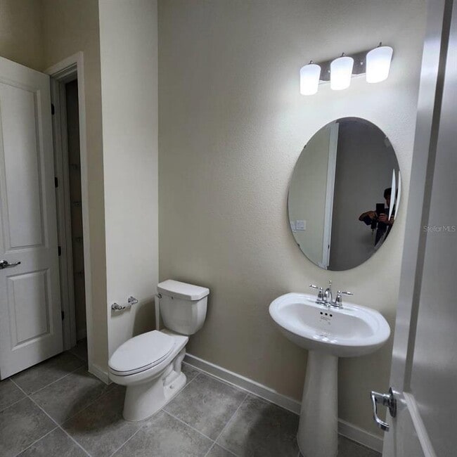 Building Photo - 15381 Willow Ridge Dr