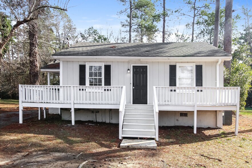 Building Photo - 120 Garland Terrace