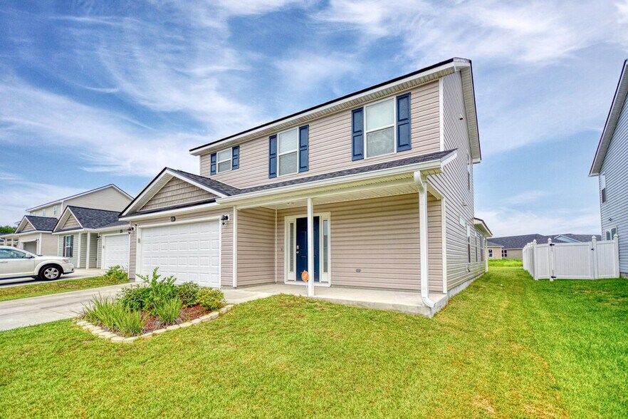 Building Photo - 4573 Rivers Landing Dr