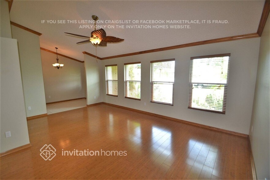 Building Photo - 1475 Red Pine Trail