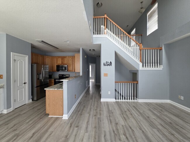 Building Photo - 4461 Leamore Square Rd
