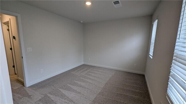 Building Photo - 1726 Harper Lily Ln