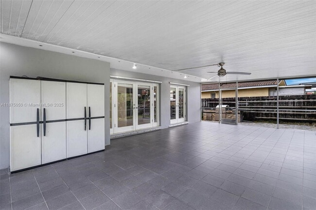 Building Photo - 20525 Highland Lakes Blvd