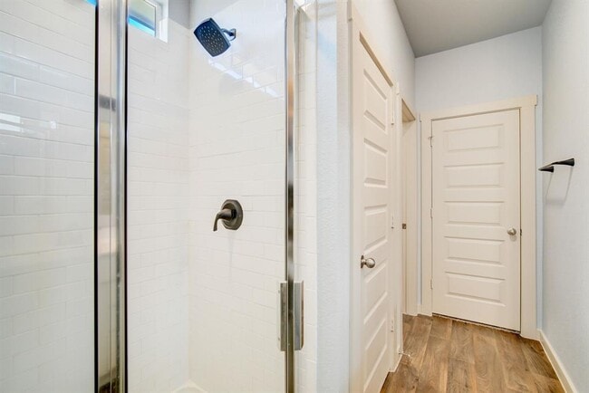 Building Photo - 131 Big Sandy Creek Dr