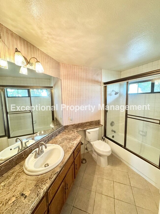 Building Photo - Great Deer Creek Estate