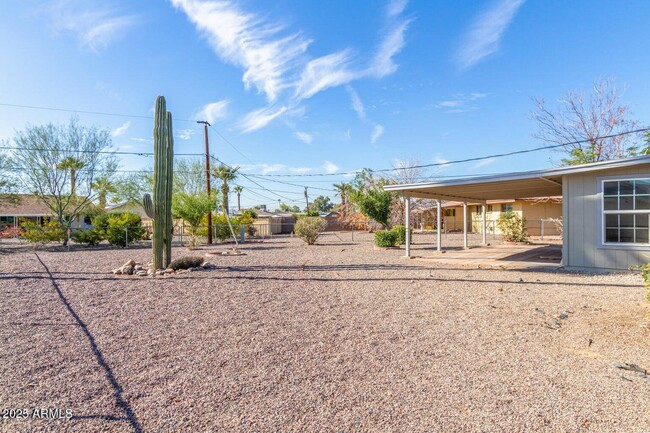 Building Photo - 11640 N Hagen Dr