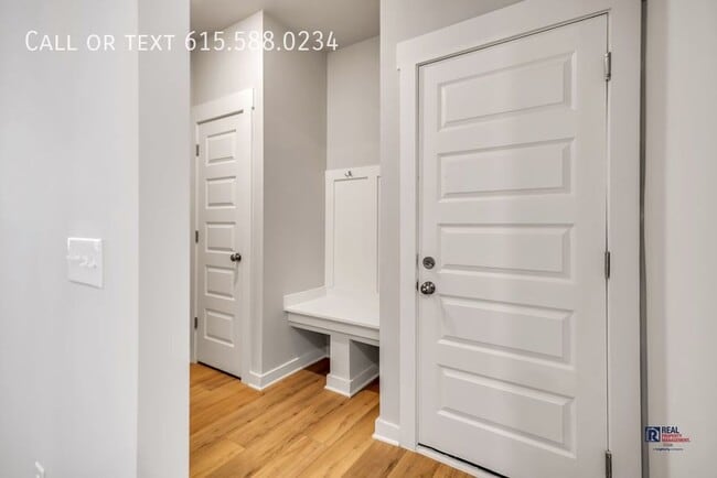 Building Photo - 156 Harvest Point Blvd