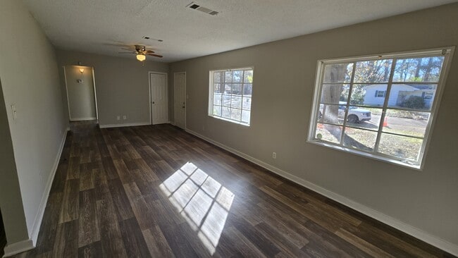 Building Photo - 512 Woodward Ave