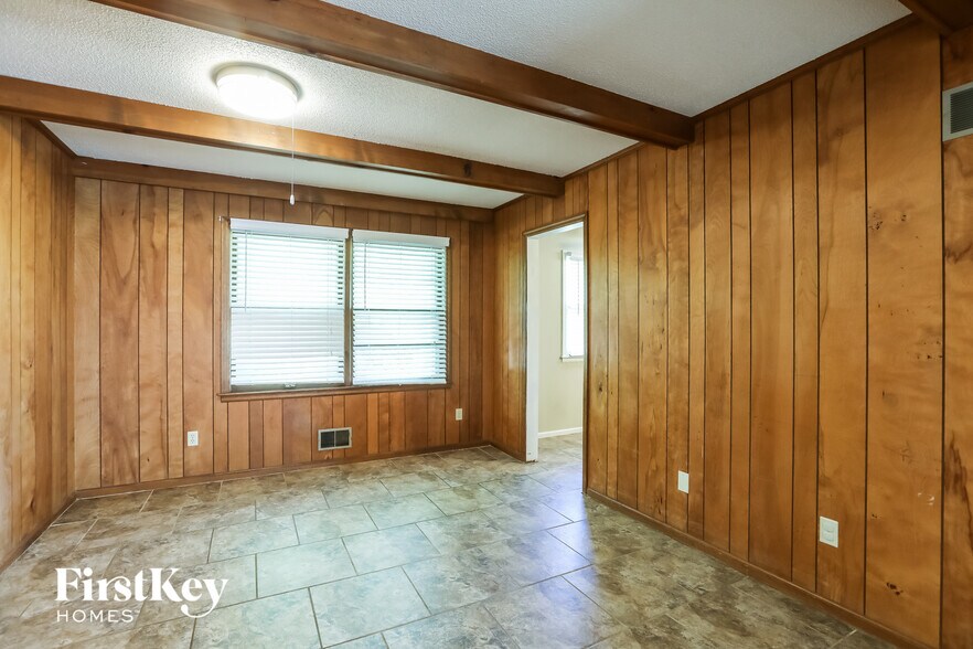 Building Photo - 5800 Booth Ave